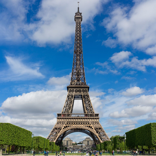 Photograph of the Eiffel Tower